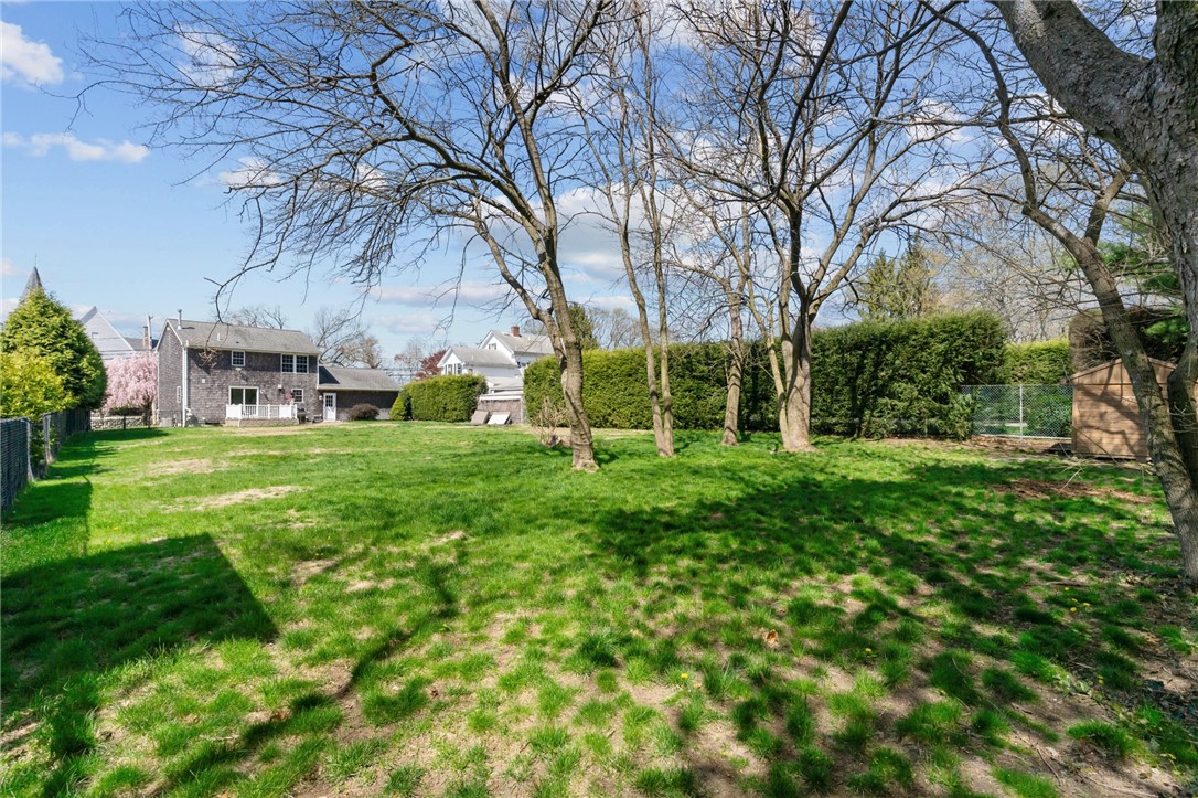 112 Greenwich Avenue