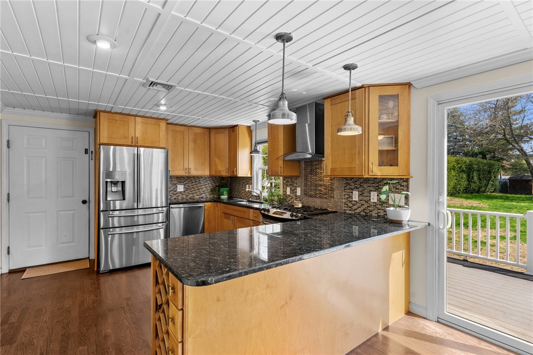 112 Greenwich Avenue