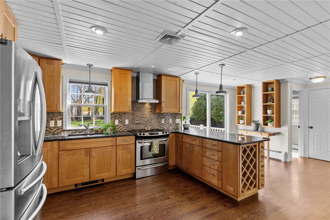 112 Greenwich Avenue