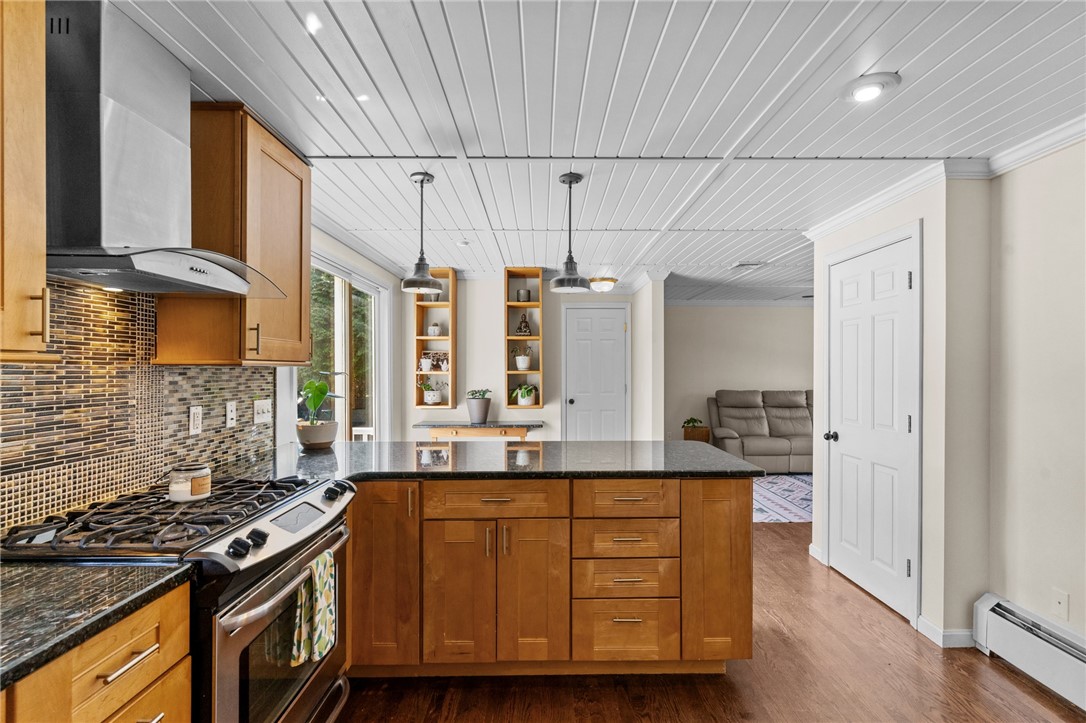 112 Greenwich Avenue