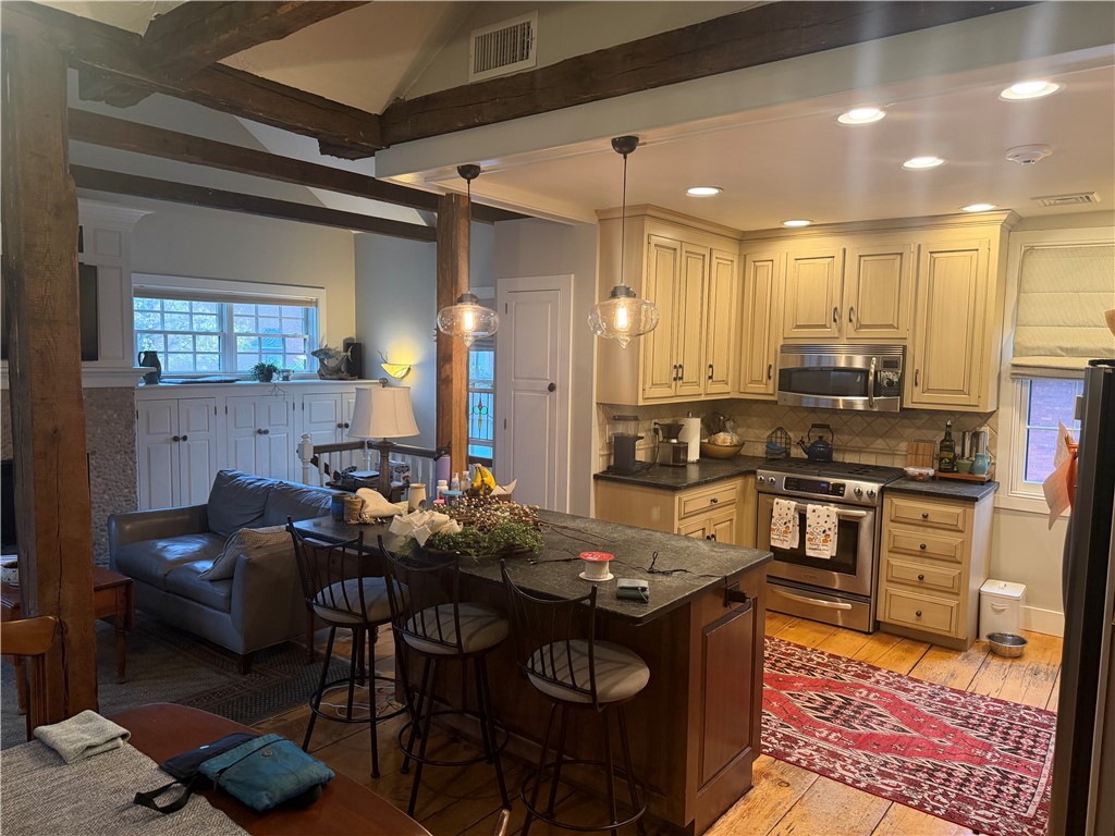 31 Bradford Street 1