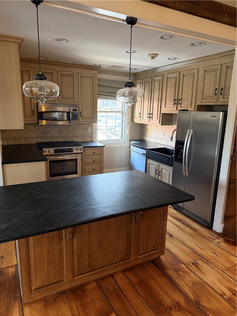 31 Bradford Street 1