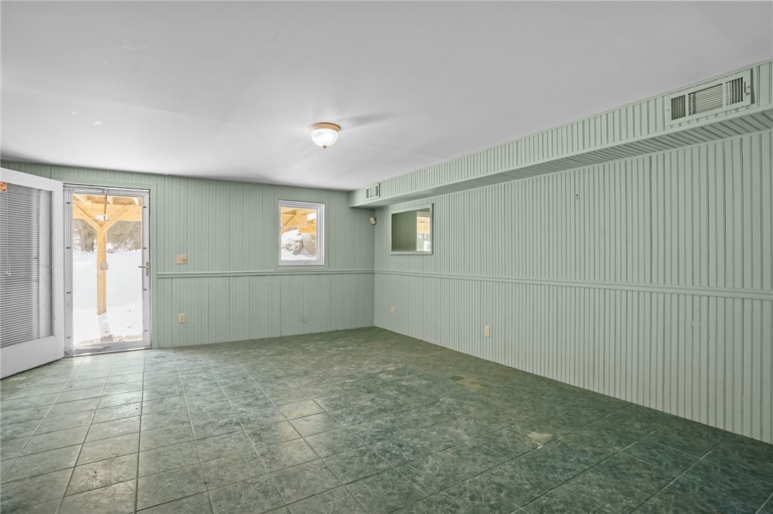 1029 Boston Neck Road 2