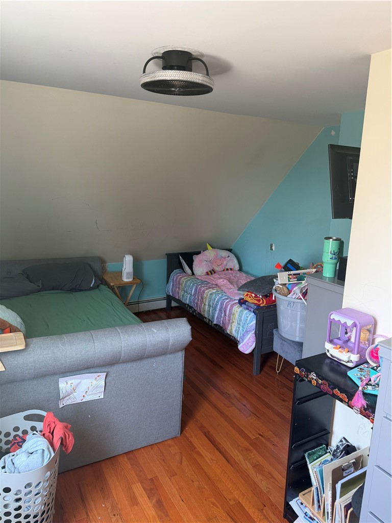 433 Metacom Avenue