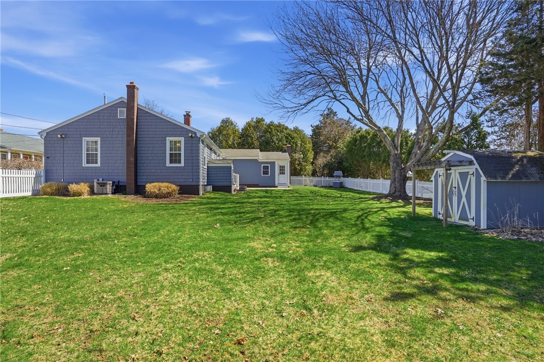6 Rosita Avenue