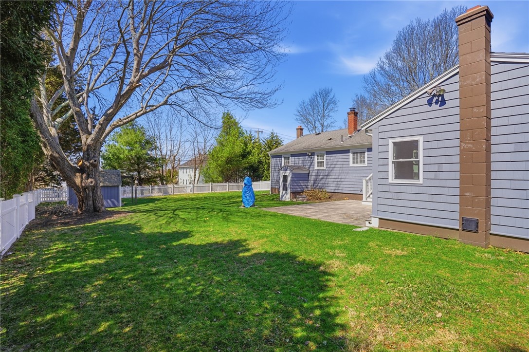 6 Rosita Avenue