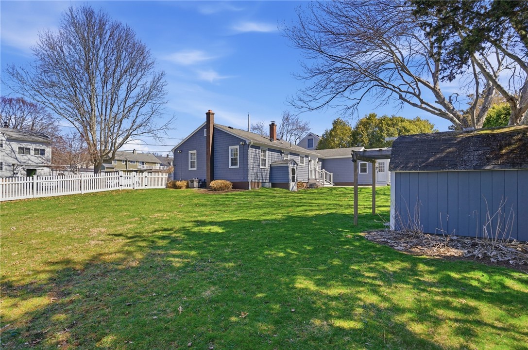 6 Rosita Avenue
