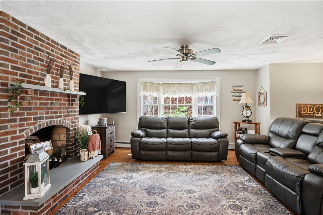 7 Jennifer Drive