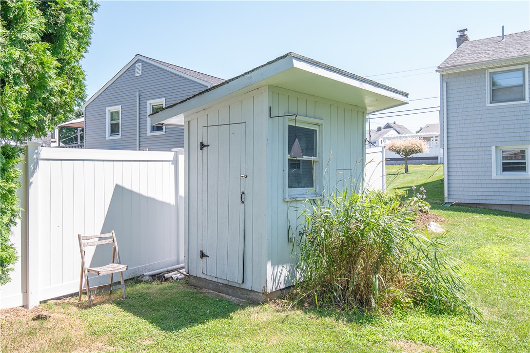 85 Treasure Road
