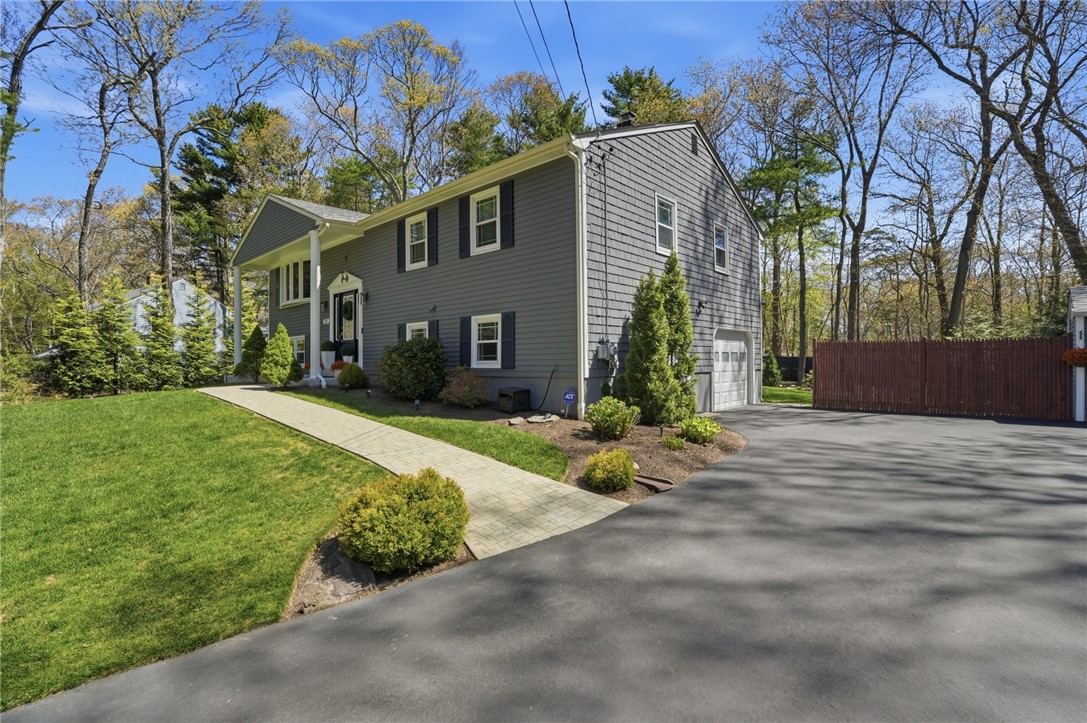 75 OAK DELL Circle