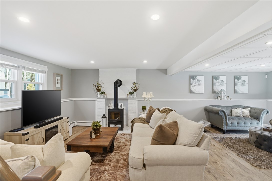 75 OAK DELL Circle