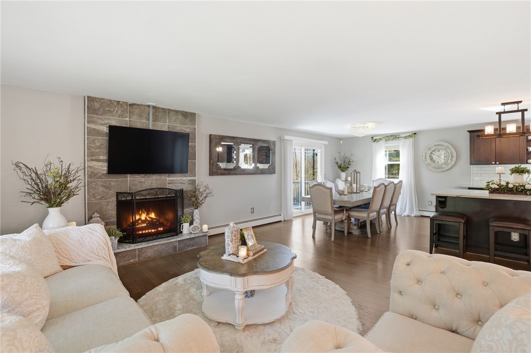 75 OAK DELL Circle