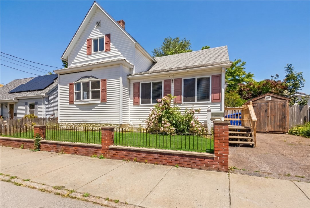 121 Samuel Avenue