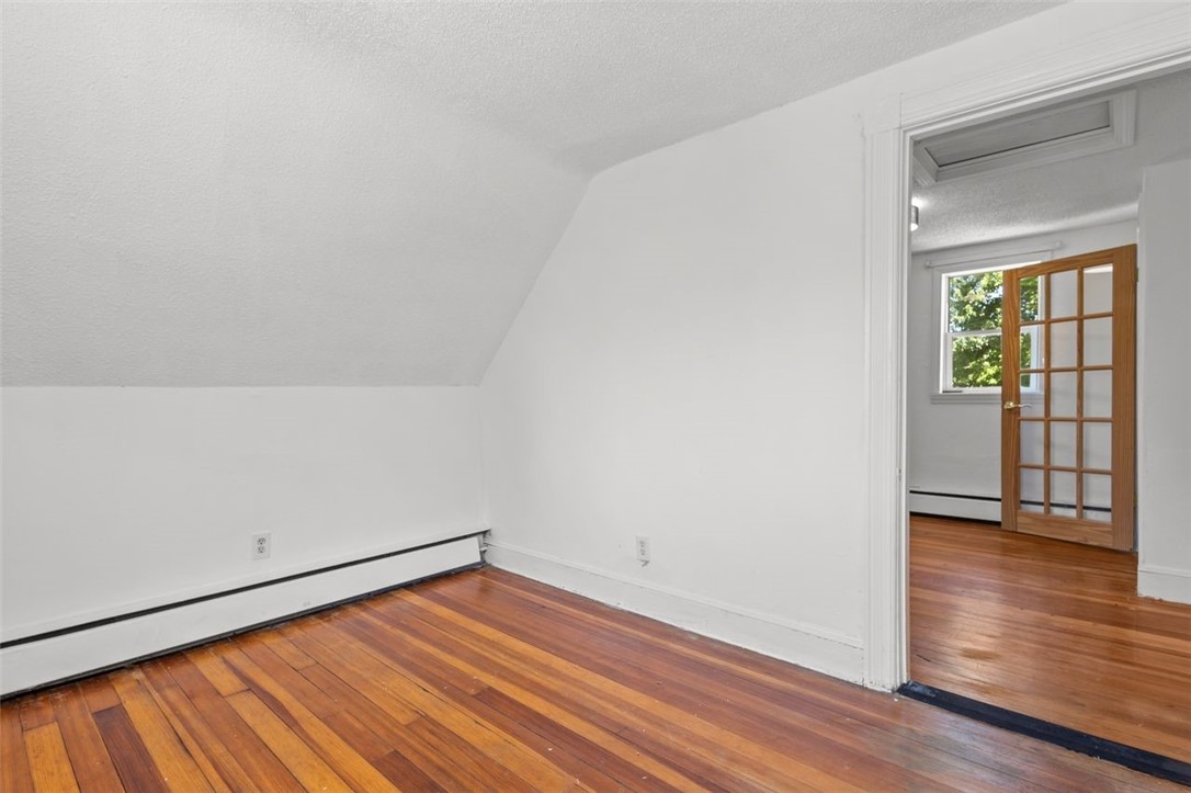 121 Samuel Avenue