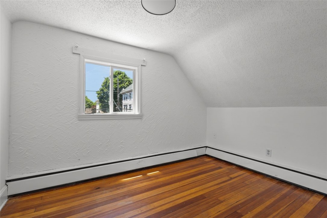 121 Samuel Avenue