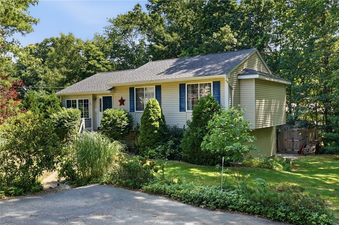 3 Cote Court