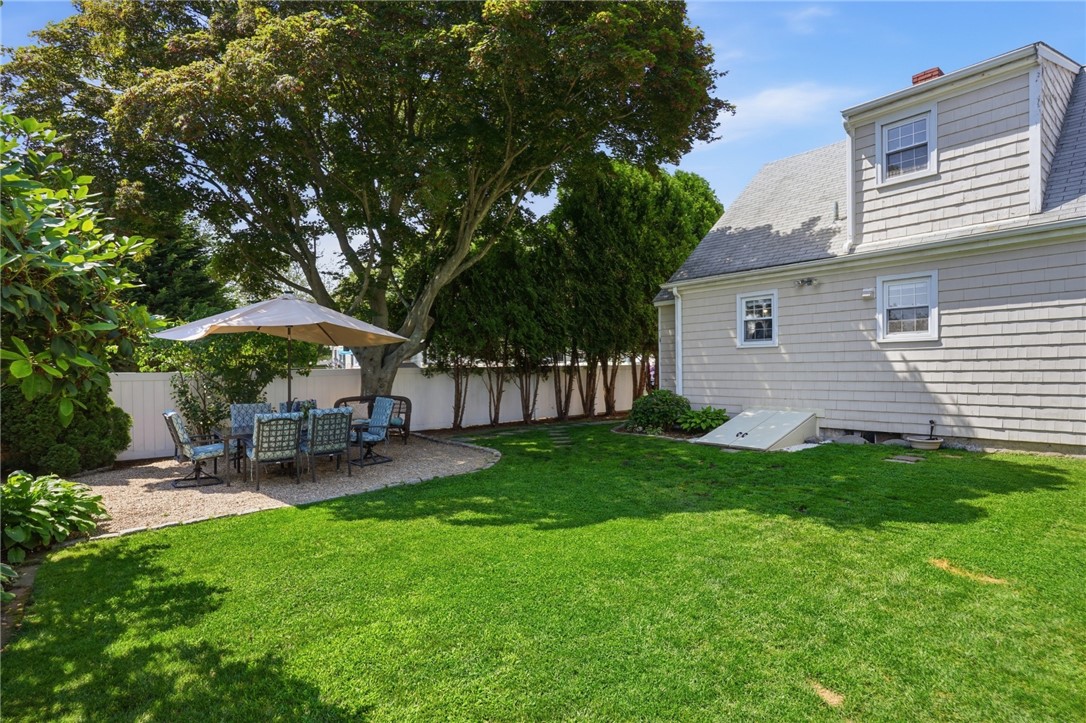 106 Fales Road