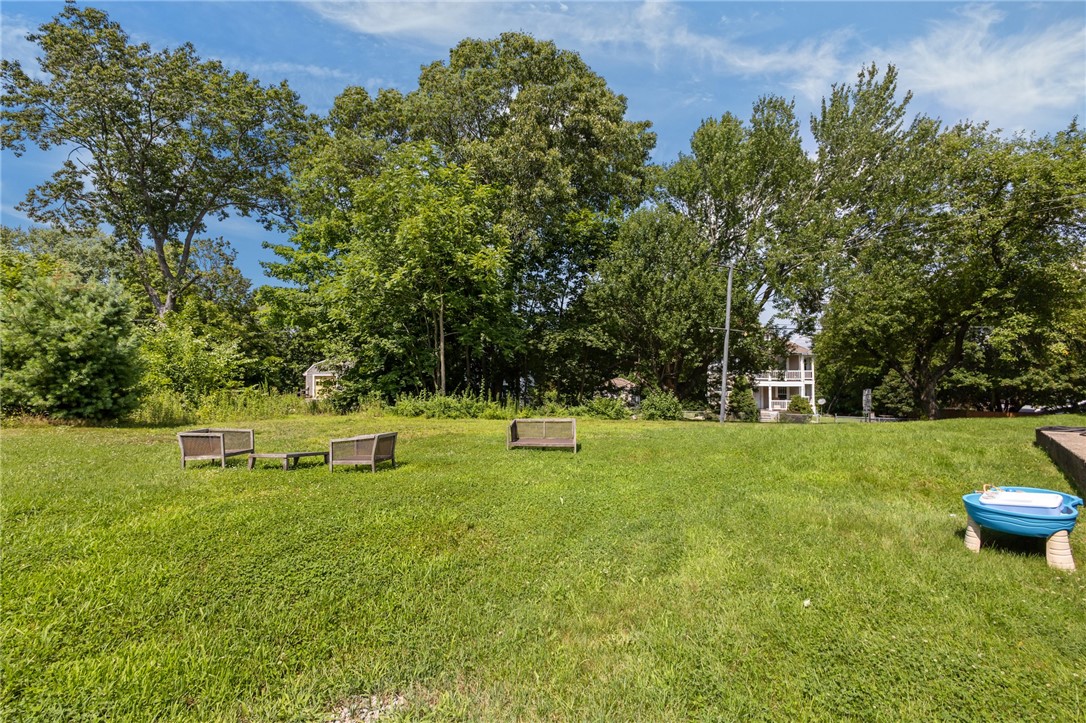 1 Sayles Hill Road
