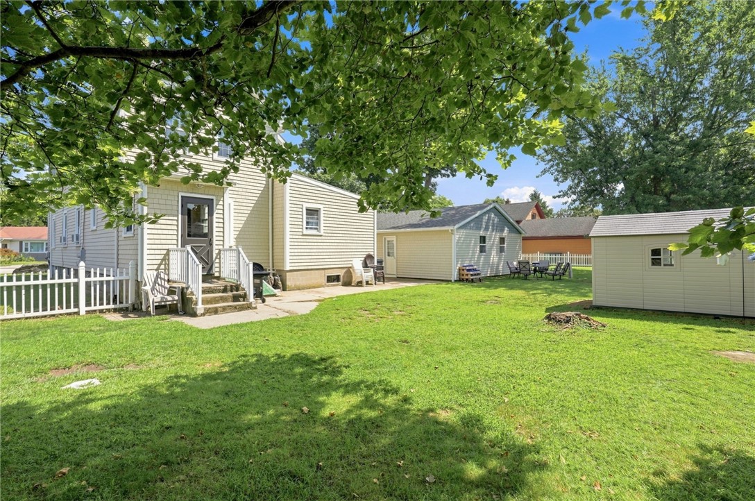 51 Pettaconsett Avenue