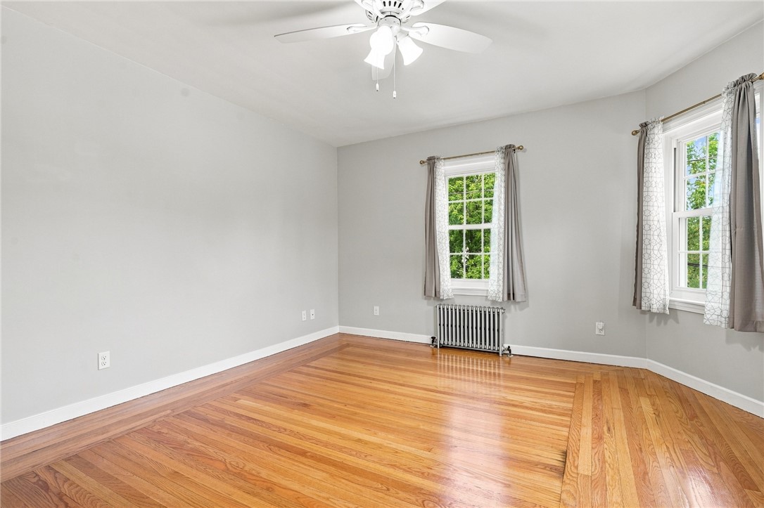51 Pettaconsett Avenue