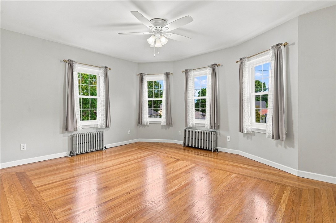 51 Pettaconsett Avenue