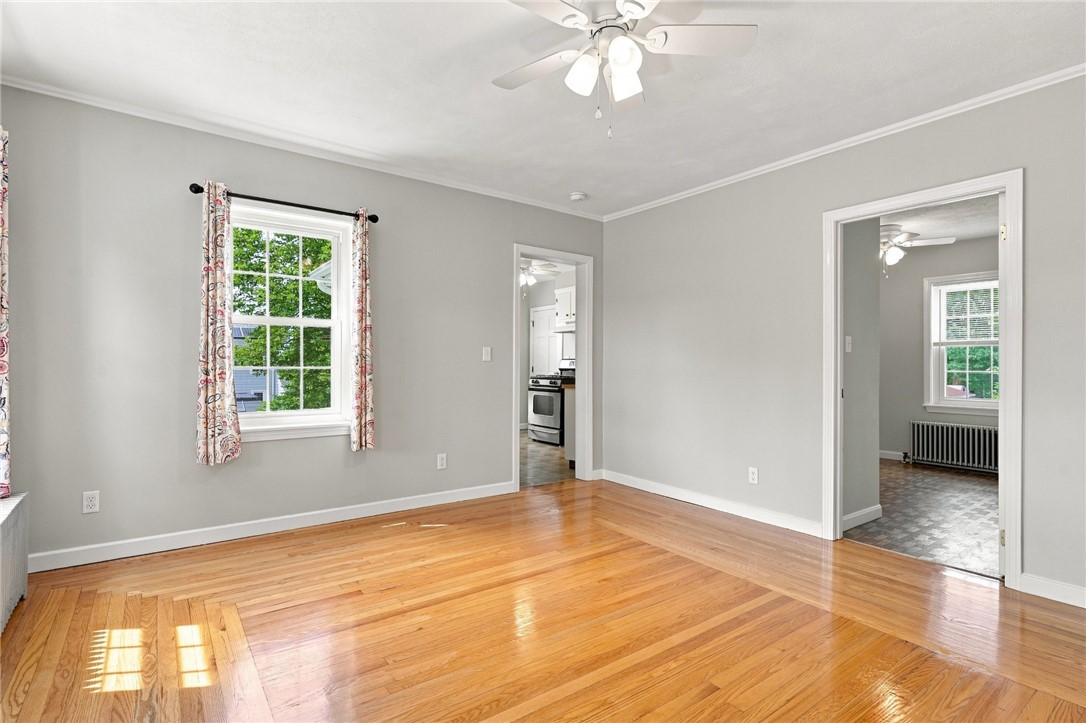51 Pettaconsett Avenue