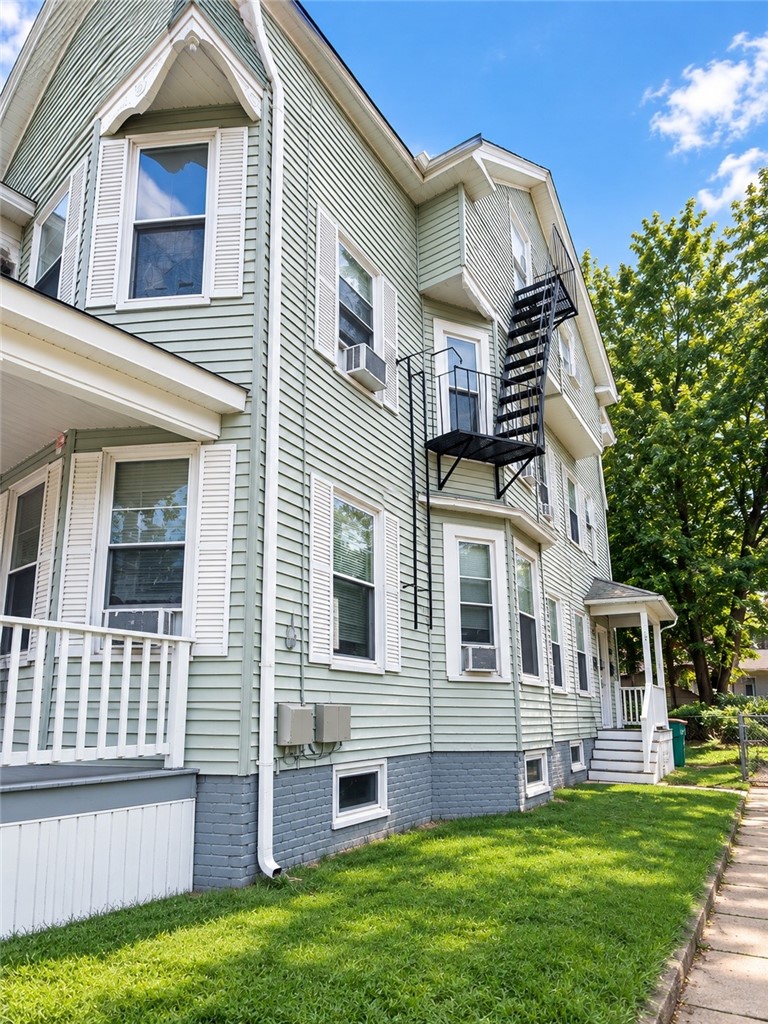 376 North Main Street