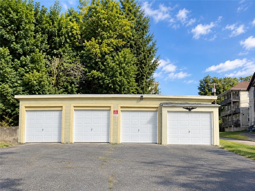 274 Diamond Hill Road
