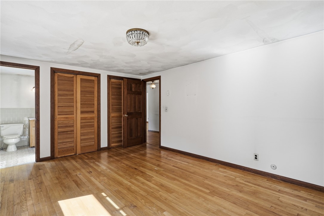 19 Crestwood Drive