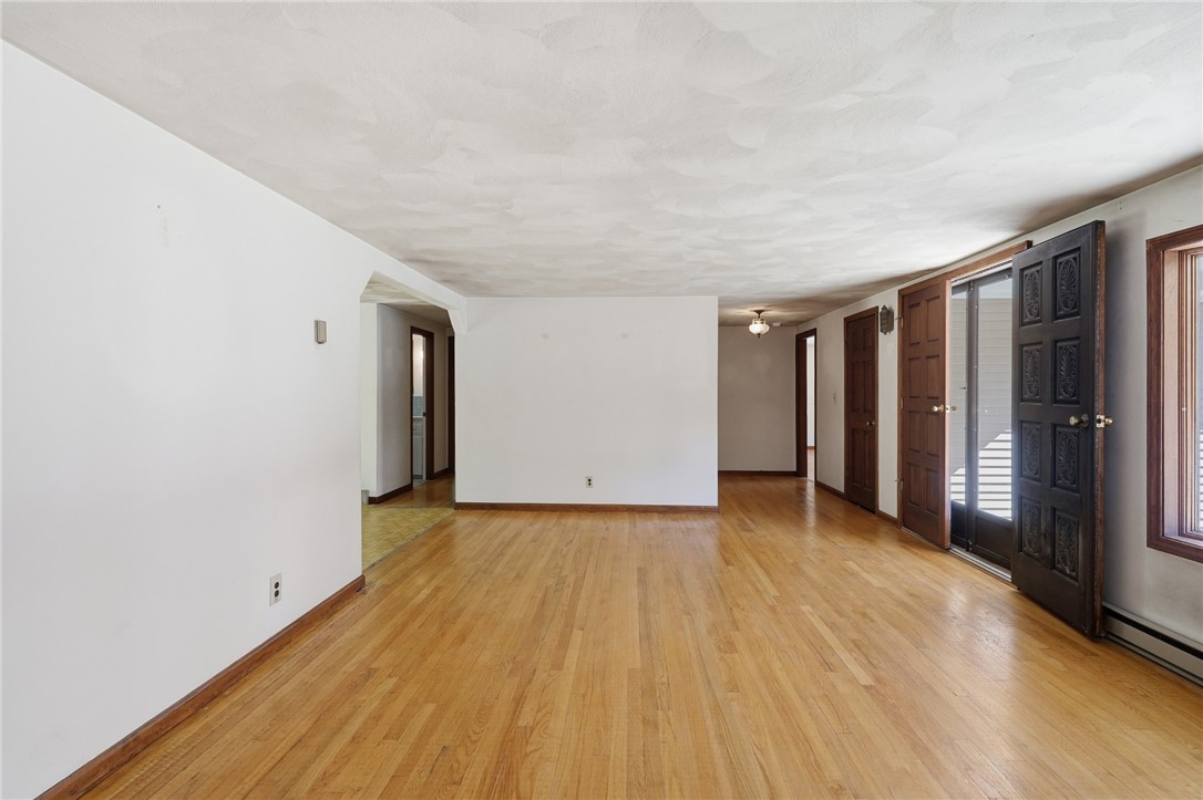 19 Crestwood Drive