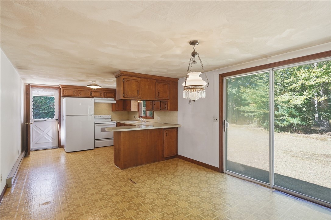 19 Crestwood Drive