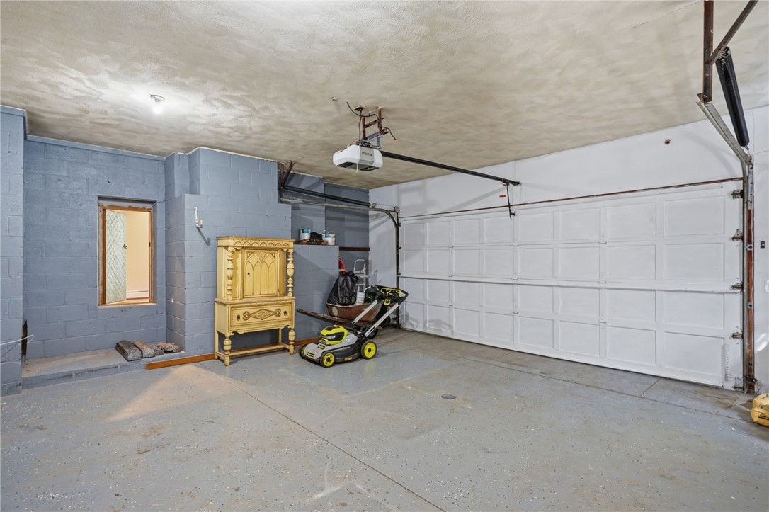 82 Mapleville Road