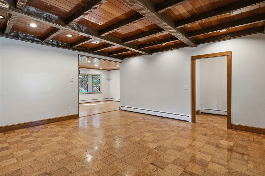 82 Mapleville Road