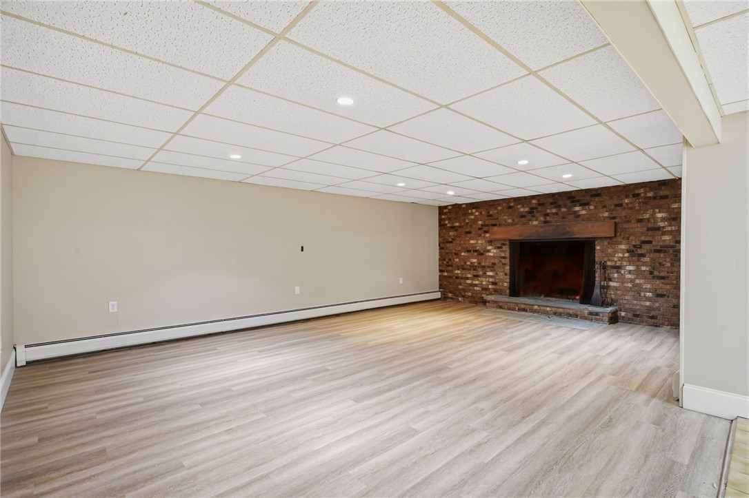 82 Mapleville Road