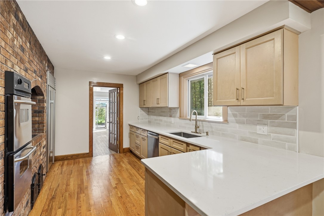 82 Mapleville Road