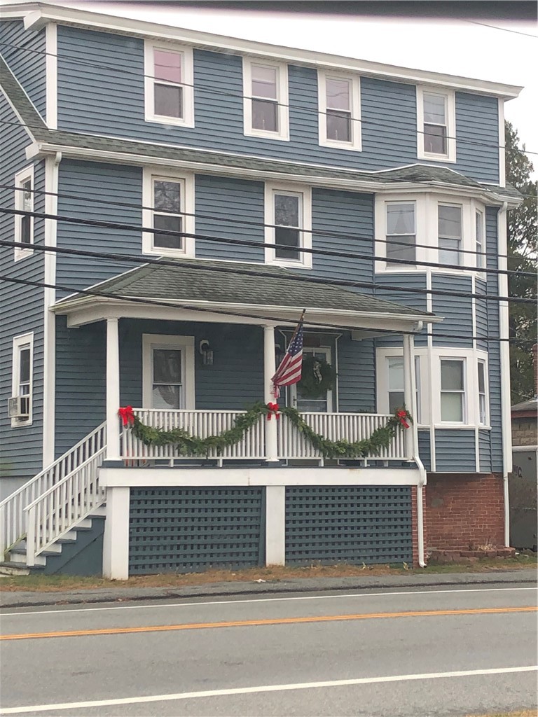 350 Metacom Avenue 2