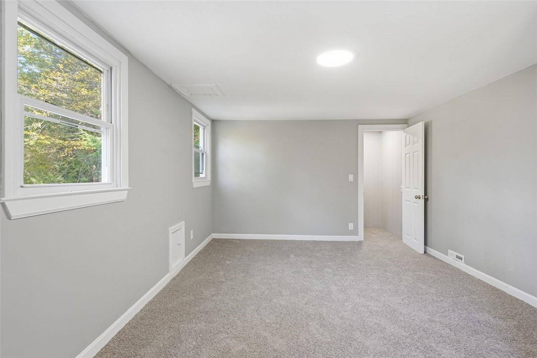 15 Pawtucket Avenue