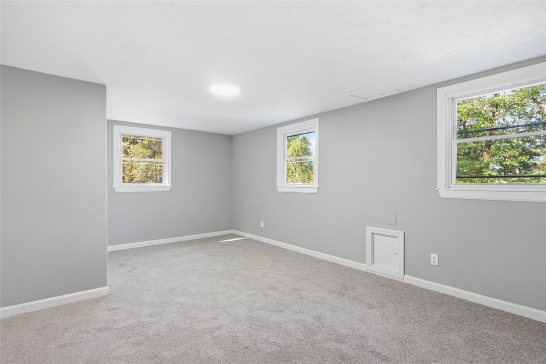 15 Pawtucket Avenue