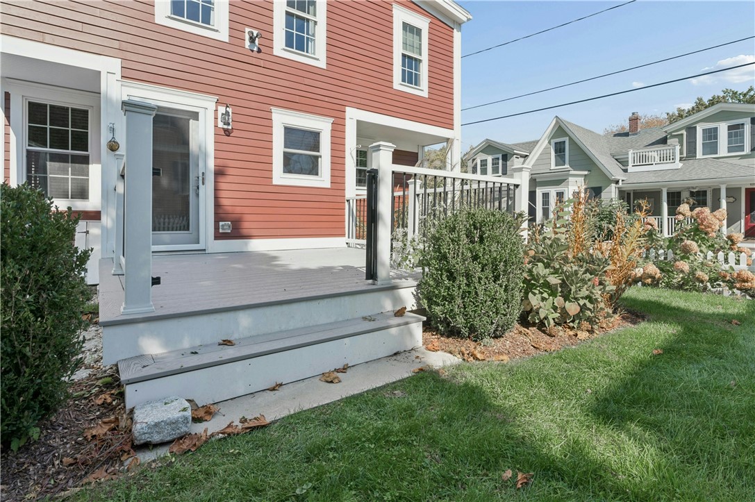 114 Constitution Street