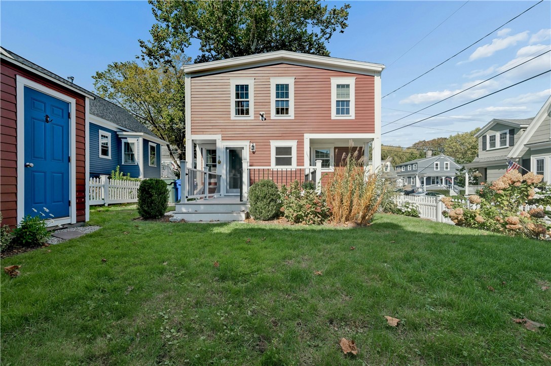 114 Constitution Street