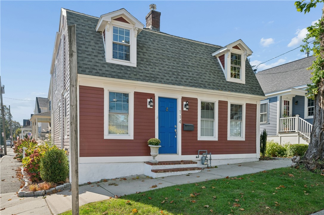 114 Constitution Street