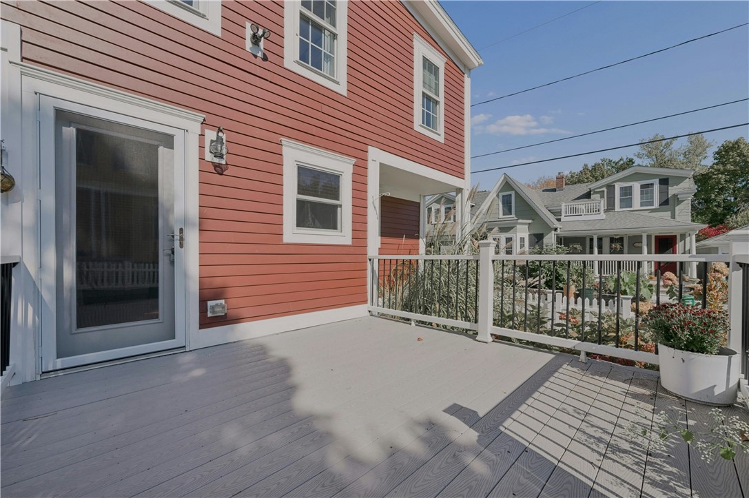114 Constitution Street