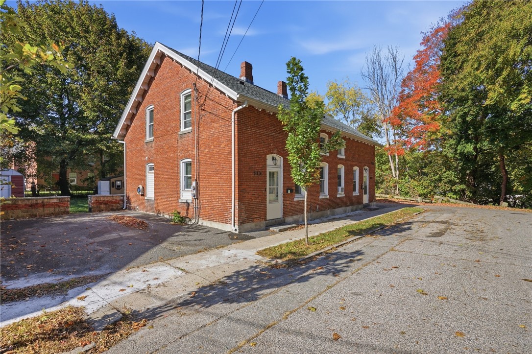 24 Lawrence Street