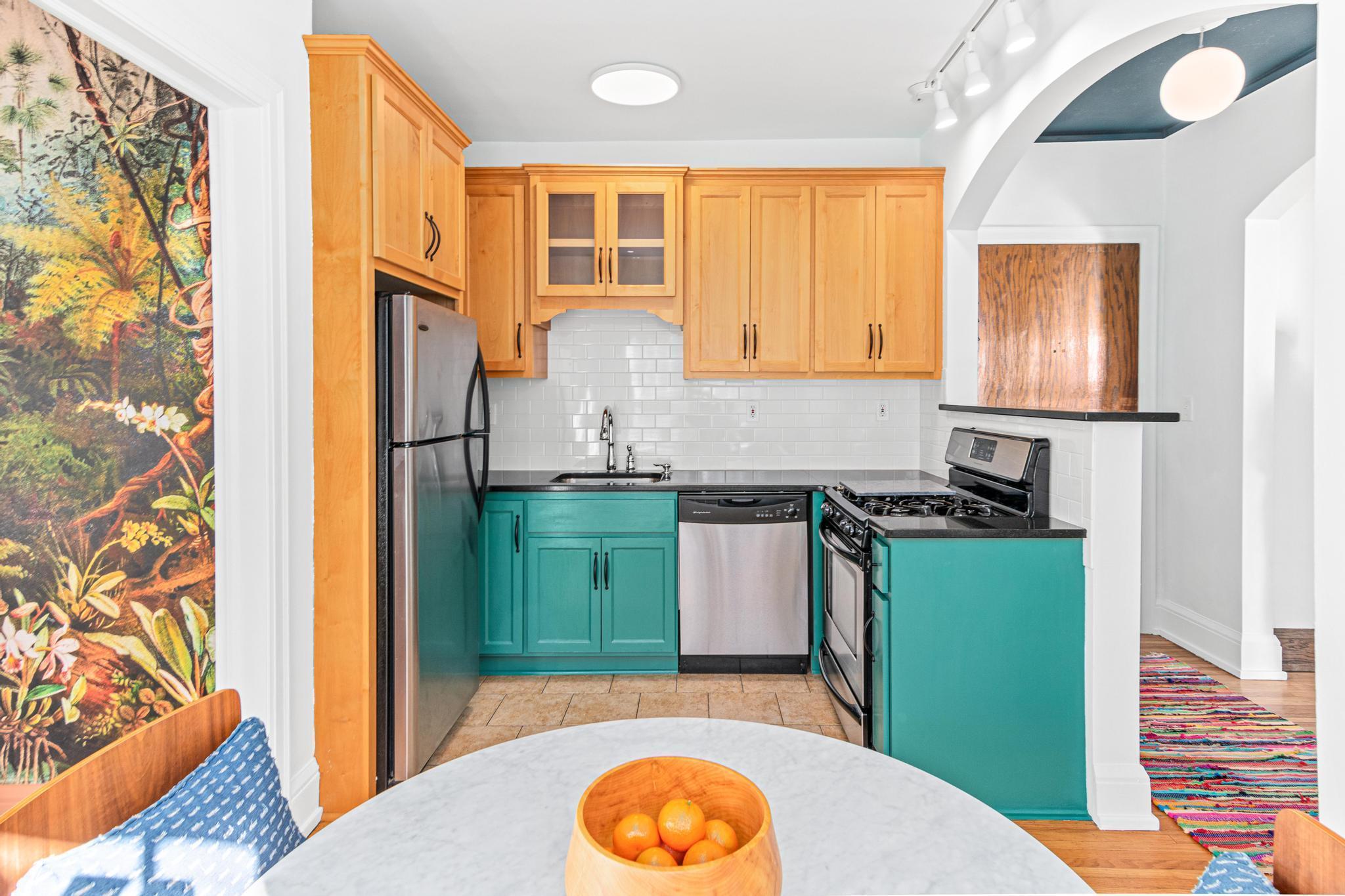 4319 Bryant Avenue S Unit: C204