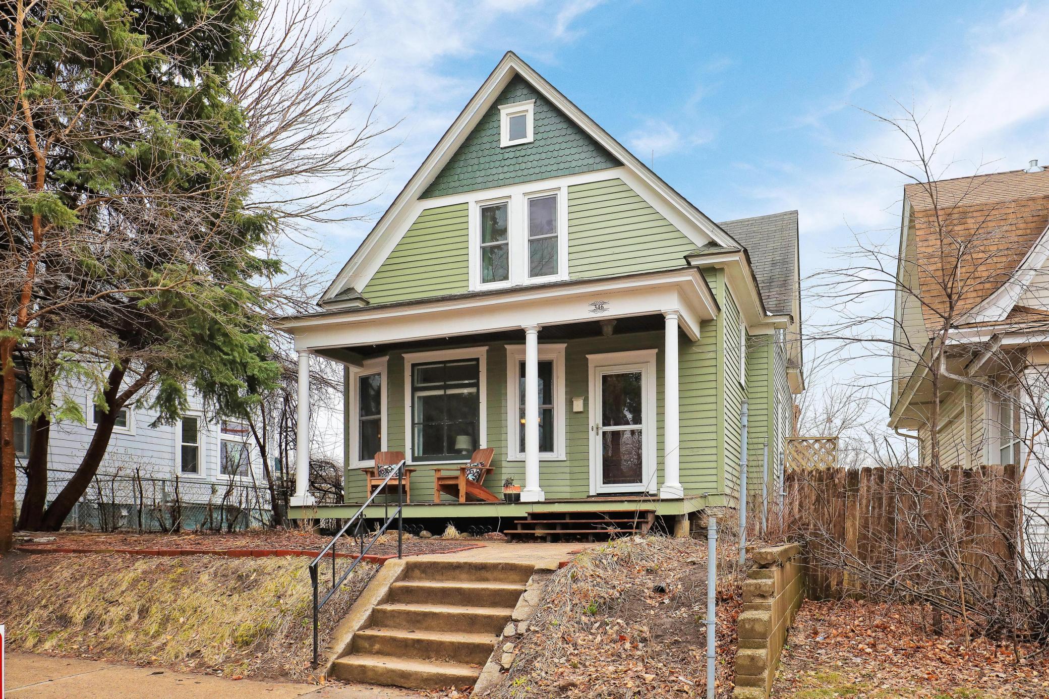 346 Cook Avenue E