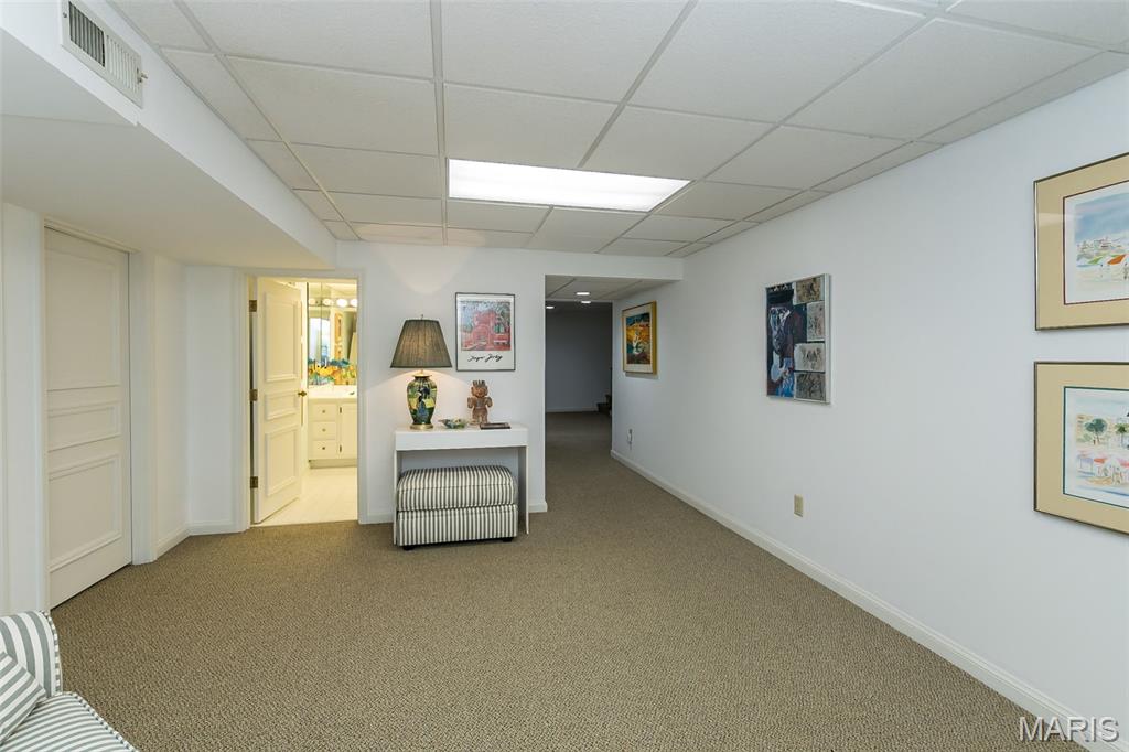 24 Twin Springs Lane