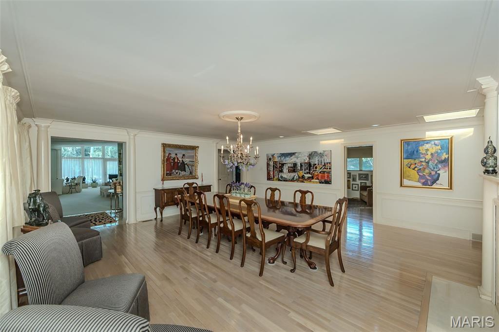 24 Twin Springs Lane