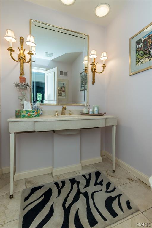 24 Twin Springs Lane