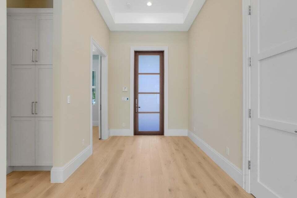 499 NE 6th Street
