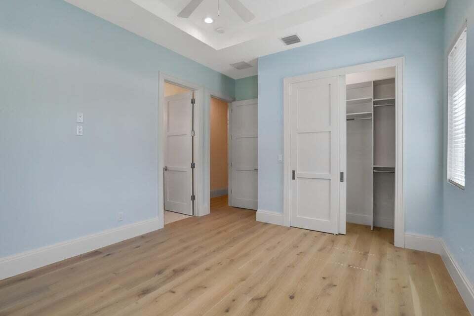499 NE 6th Street